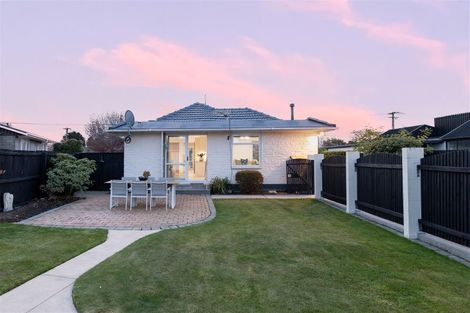 Photo of property in 92 Mooray Avenue, Bishopdale, Christchurch, 8053