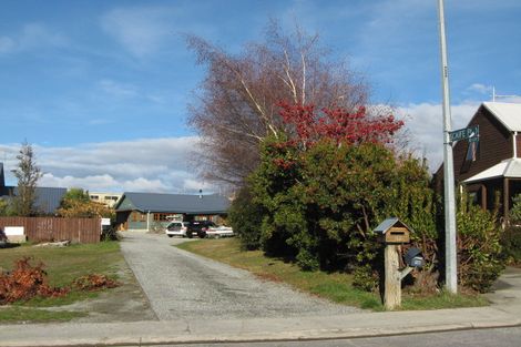 Photo of property in 11a Kings Drive, Wanaka, 9305