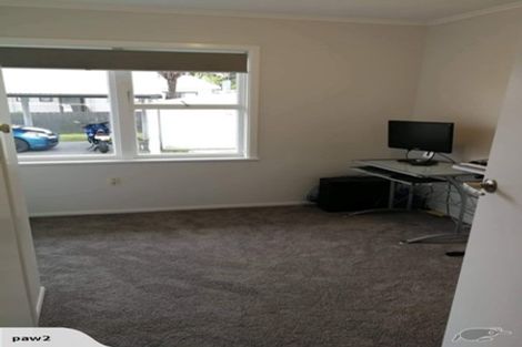Photo of property in 1/104 Beach Road, Pahurehure, Papakura, 2113