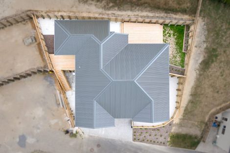 Photo of property in 7 Swinton Place, Churton Park, Wellington, 6037