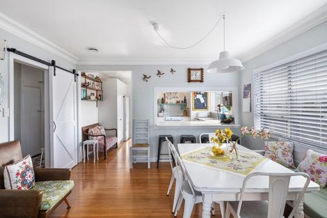 Photo of property in 26 Riverton Road, Mount Maunganui, 3116