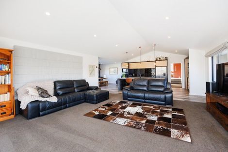 Photo of property in 1030d Valley Road, Ashhurst, 4884