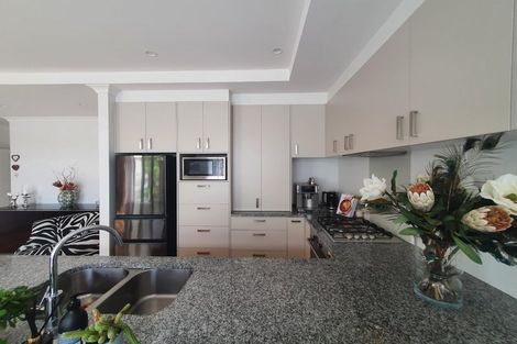 Photo of property in 38 Country Club Terrace, Northwood, Christchurch, 8051