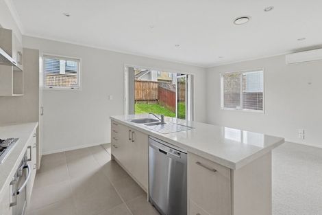 Photo of property in 39 Station Street, Hobsonville, Auckland, 0616