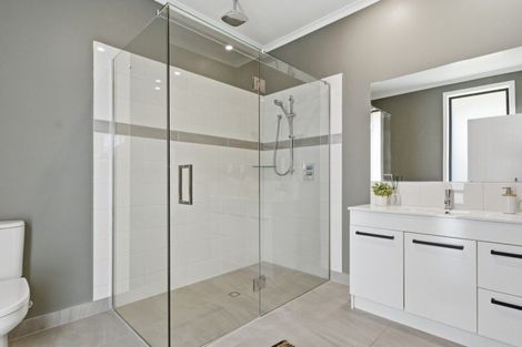 Photo of property in 57 Benmore Crescent, Pyes Pa, Tauranga, 3112