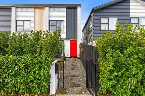 Photo of property in 95 Battalion Drive, Papakura, 2110