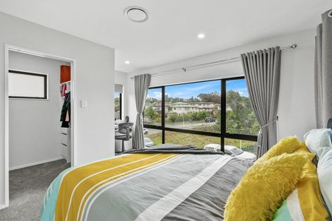 Photo of property in 4 Tawapou Close, Massey, Auckland, 0614