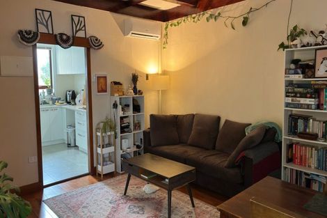 Photo of property in 352 Mount Albert Road, Mount Roskill, Auckland, 1041