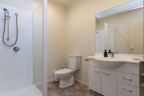 Photo of property in 35 Lakeridge Close, Rangatira Park, Taupo, 3330