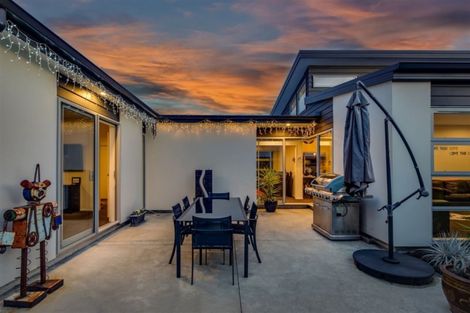 Photo of property in 8 Deacon Street, Halswell, Christchurch, 8025