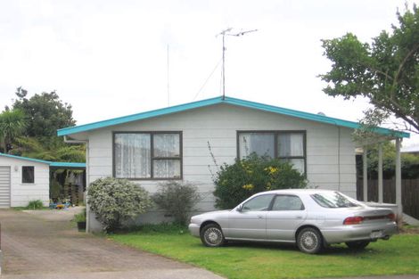 Photo of property in 23 Elmwood Crescent, Pukete, Hamilton, 3200