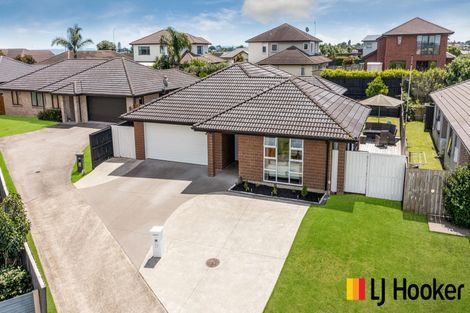 Photo of property in 39 Sunningdale Street, Wattle Downs, Auckland, 2103