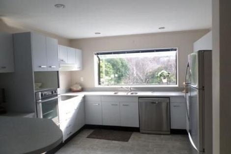 Photo of property in 16 Ellwood Place, Churton Park, Wellington, 6037