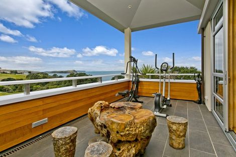 Photo of property in 316 Pinecrest Drive, Gulf Harbour, Whangaparaoa, 0930