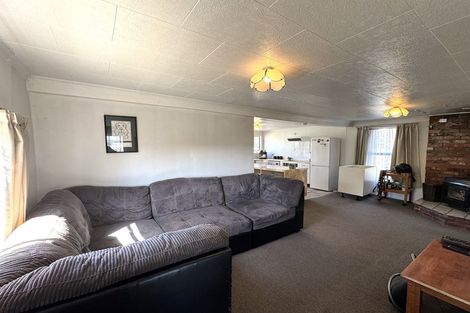 Photo of property in 82 Salcombe Street, Kaitangata, 9210
