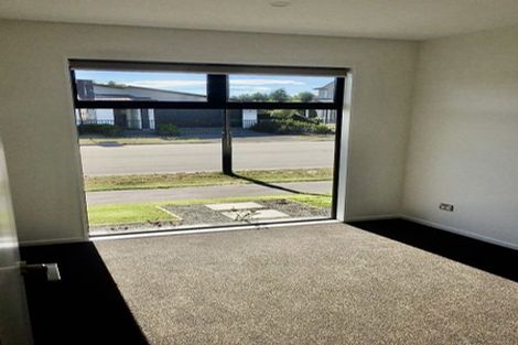 Photo of property in 25 Te Rito Street, Marshland, Christchurch, 8083