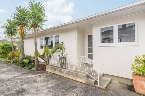 Photo of property in 1/18 Parker Avenue, New Lynn, Auckland, 0600