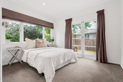 Photo of property in 124a Masters Avenue, Silverdale, Hamilton, 3216