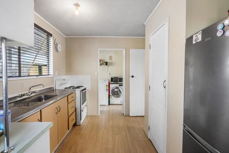 Photo of property in 28 Lindsay Crescent, Nawton, Hamilton, 3200