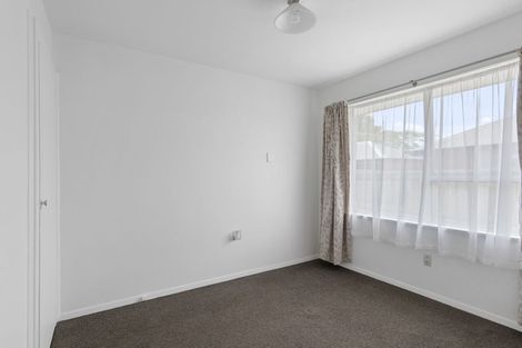 Photo of property in 1/500 Harewood Road, Harewood, Christchurch, 8051
