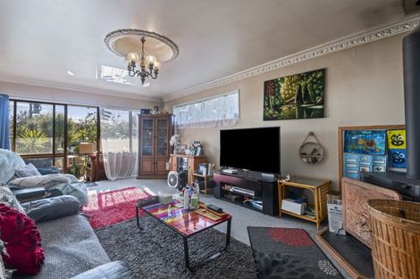 Photo of property in 21c Flower Street, Bulls, 4818