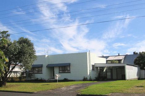 Photo of property in 35a Ngatai Road, Otumoetai, Tauranga, 3110
