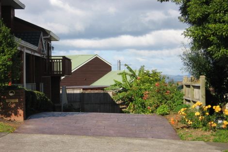 Photo of property in 63 Eugenia Rise, Totara Heights, Auckland, 2105