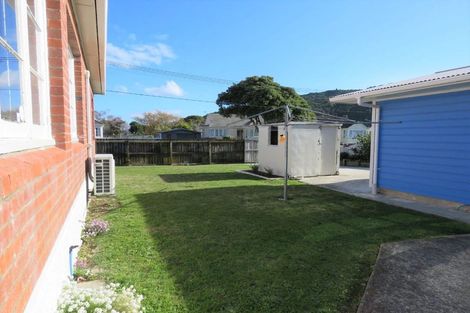 Photo of property in 9 Reynolds Street, Taita, Lower Hutt, 5011