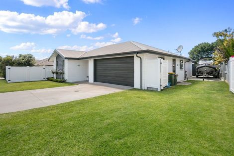 Photo of property in 5 Anatere Rise, Athenree, Katikati, 3177