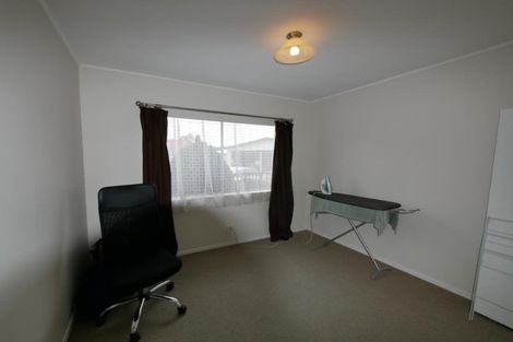 Photo of property in 9 Pinedale Place, Henderson, Auckland, 0610