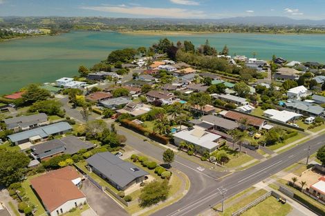Photo of property in 8 Rewarewa Place, Matua, Tauranga, 3110