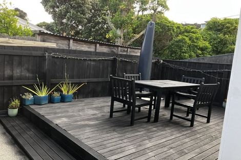 Photo of property in 3 Carrington Street, Mount Cook, Wellington, 6021