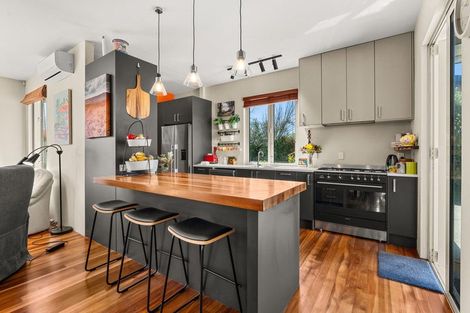 Photo of property in 36 Grey Street, Martinborough, 5711