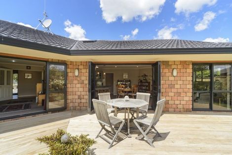 Photo of property in 17 Liberty Grove, Kelvin Grove, Palmerston North, 4414