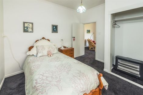 Photo of property in 250 Cornfoot Street, Castlecliff, Whanganui, 4501