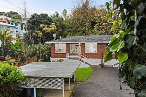 Photo of property in 1/26 Rewi Street, Torbay, Auckland, 0630