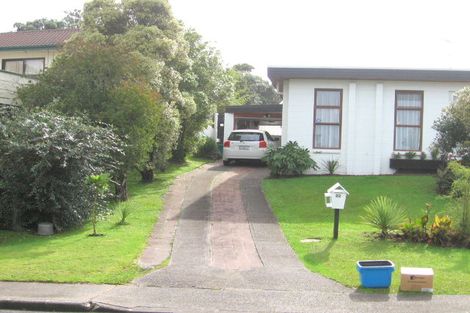 Photo of property in 22 Amorino Drive, Red Beach, 0932