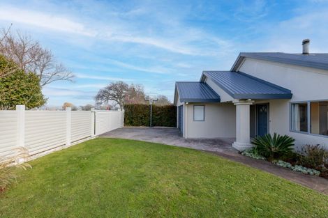 Photo of property in 69 Carlyle Street, Leamington, Cambridge, 3432