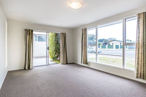 Photo of property in 1/16 Inwoods Road, Parklands, Christchurch, 8083