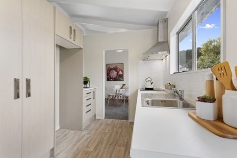 Photo of property in 153b George Street, Stokes Valley, Lower Hutt, 5019