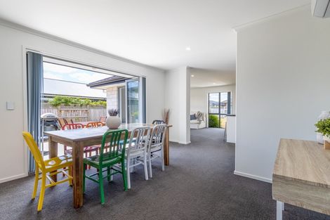 Photo of property in 48 Jarrett Terrace, Leamington, Cambridge, 3432