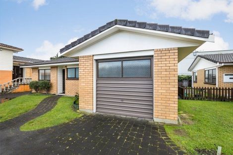 Photo of property in 2/327 Great South Road, Papakura, 2110