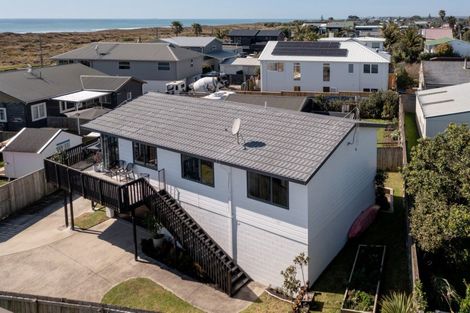 Photo of property in 768b Papamoa Beach Road, Papamoa Beach, Papamoa, 3118