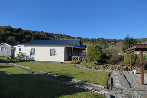 Photo of property in 32-34 Coal Street, Reefton, 7830