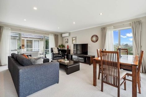 Photo of property in 1 Mural Place, Greenhithe, Auckland, 0632