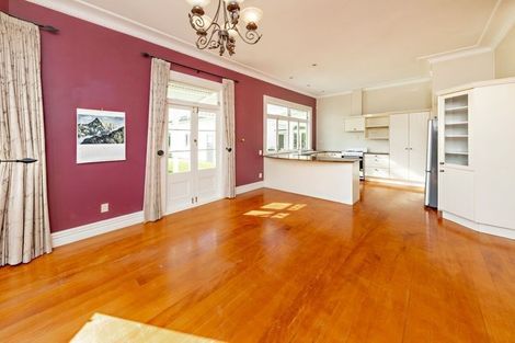 Photo of property in 88a Ranfurly Road, Alfriston, Auckland, 2105