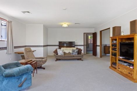 Photo of property in 4 Stanton Place, Woodend, 7610