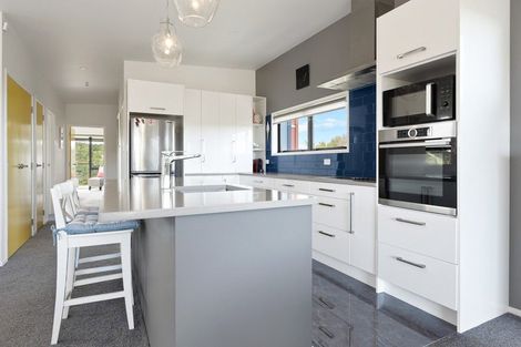 Photo of property in 33 Hihitahi Rise, Paihia, 0200