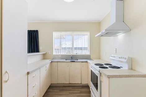 Photo of property in 2/44 Wai Iti Place, Clendon Park, Auckland, 2103