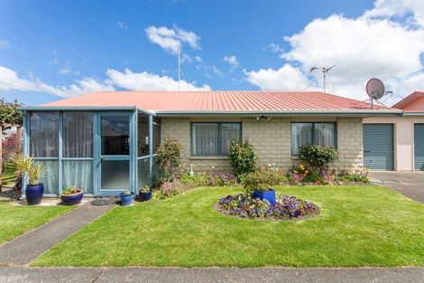 Photo of property in 19a Burns Street, Dannevirke, 4930